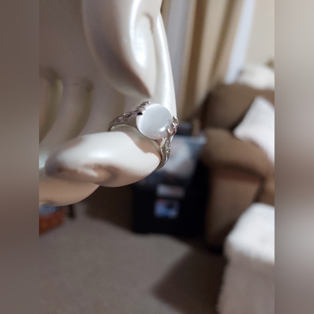 TWO! Beautiful Crystal Rings ๐๐ - Picture 3 of 8
